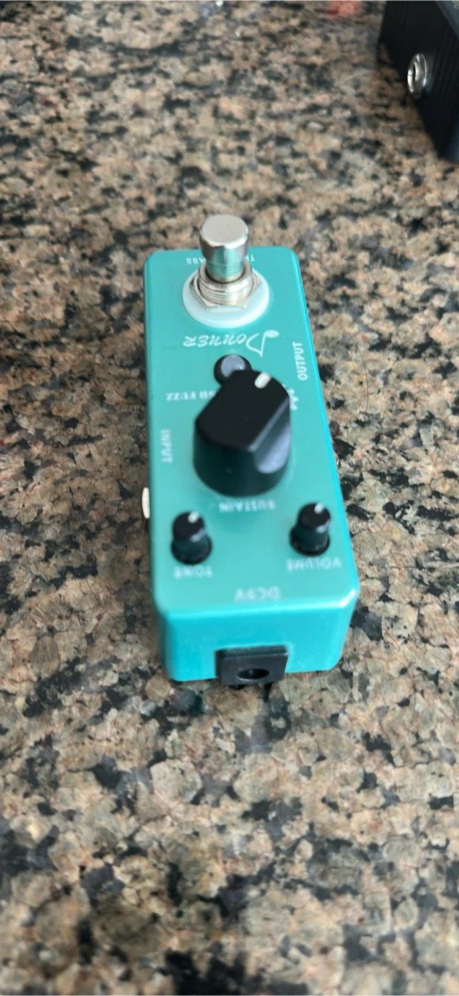 Joyo Maximum, Donner Stylish Fuzz and Tremolo Pedals