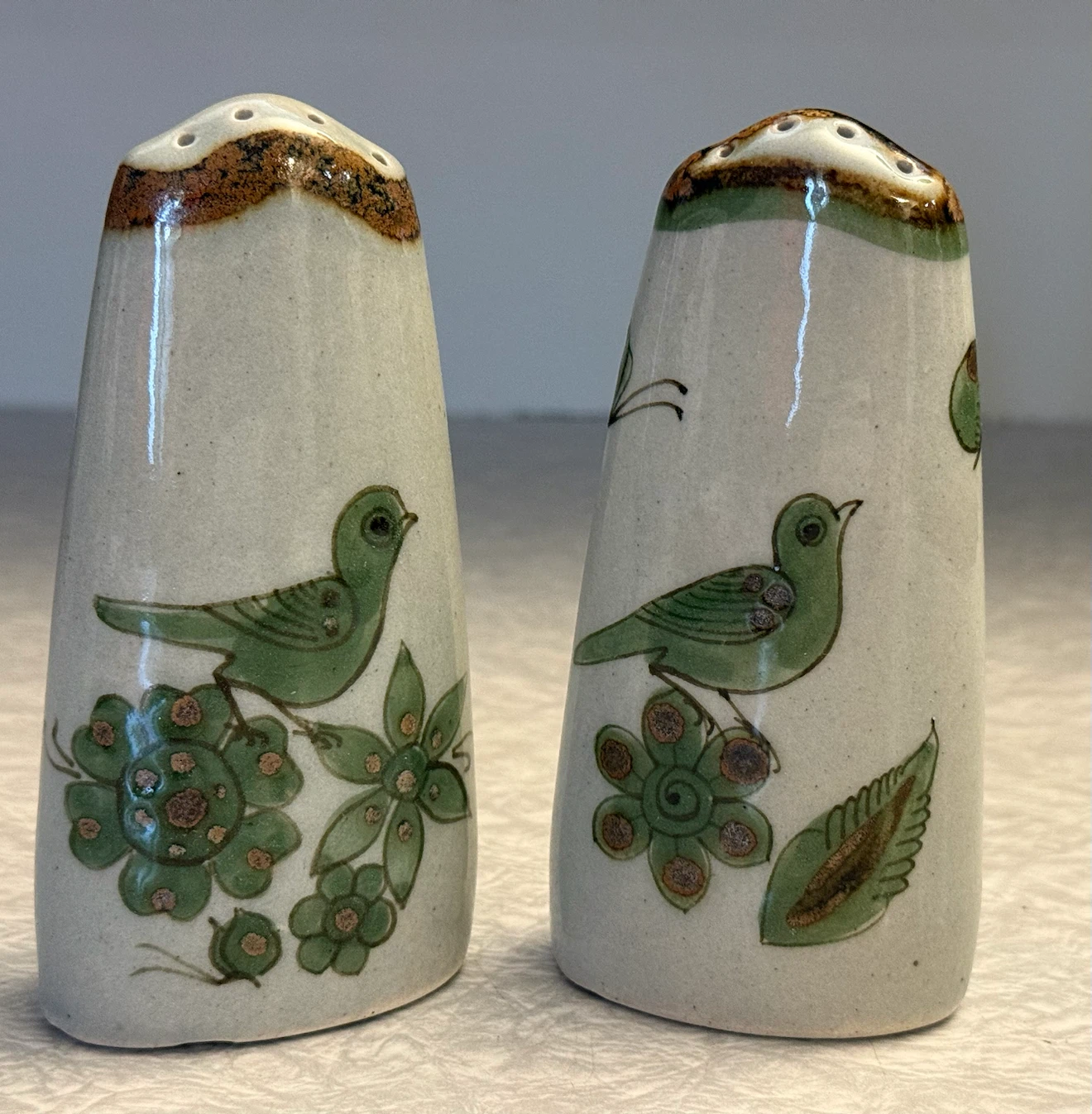 Vintage Mexican Pottery Bird Salt and Pepper Set