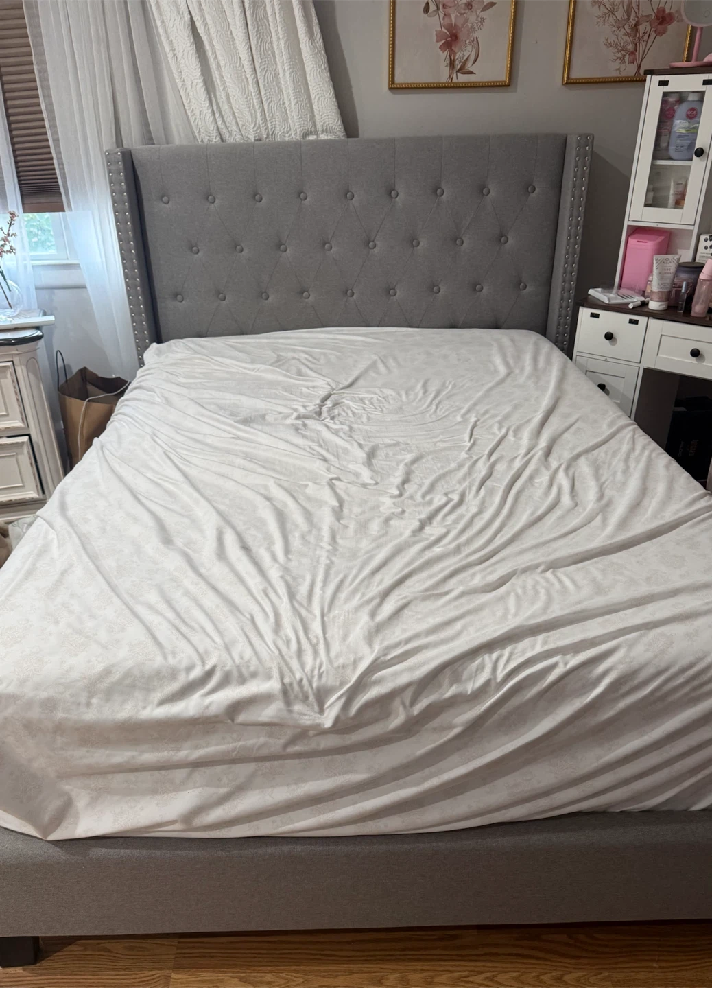 Gray Upholstered Wingback Bed Frame, Full size - photo 3