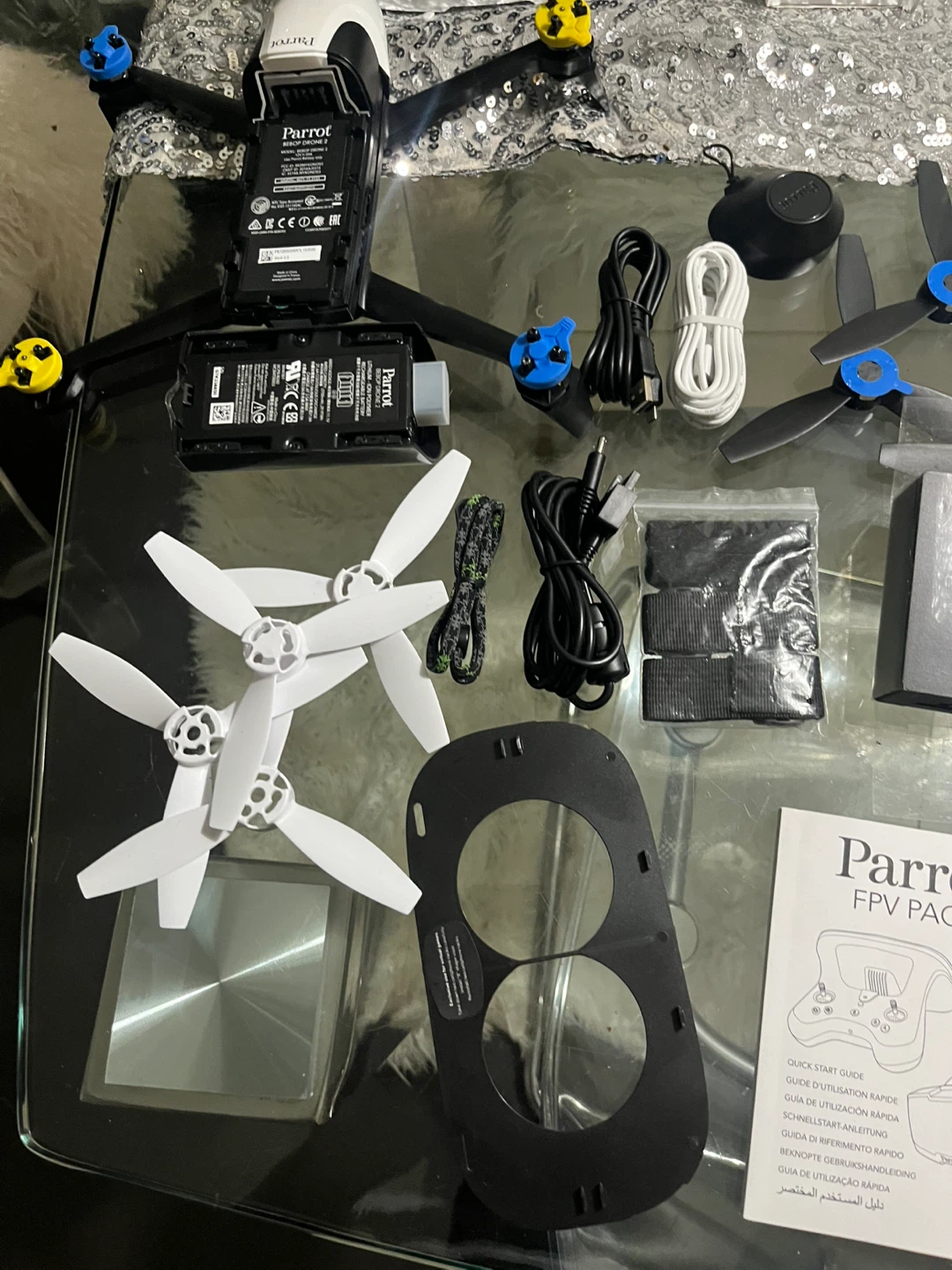 Parrot Bebop 2 FPV Drone Pack complete set never used - photo 3