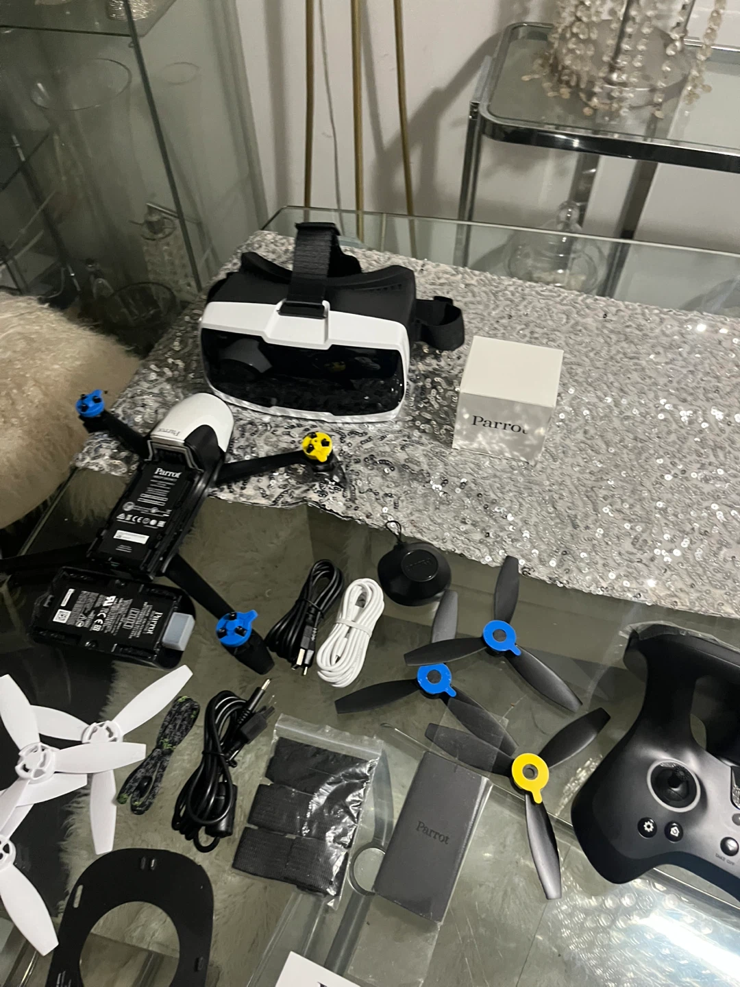 Parrot Bebop 2 FPV Drone Pack complete set never used - photo 5