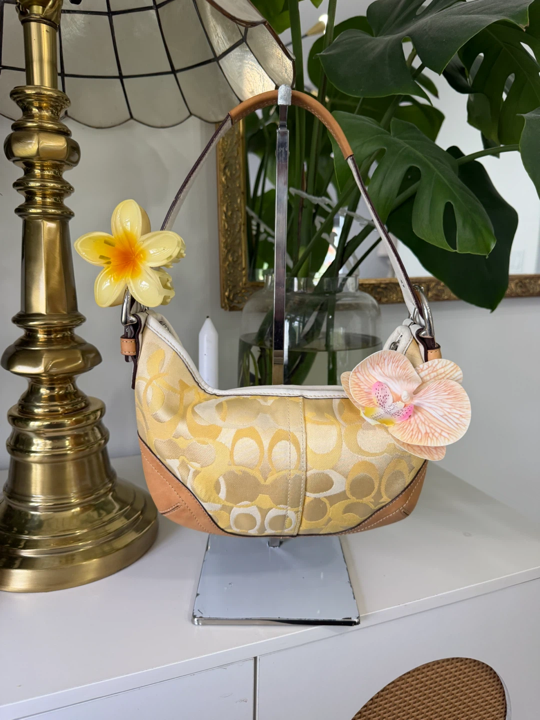 Y2K coach hobo bag in yellow