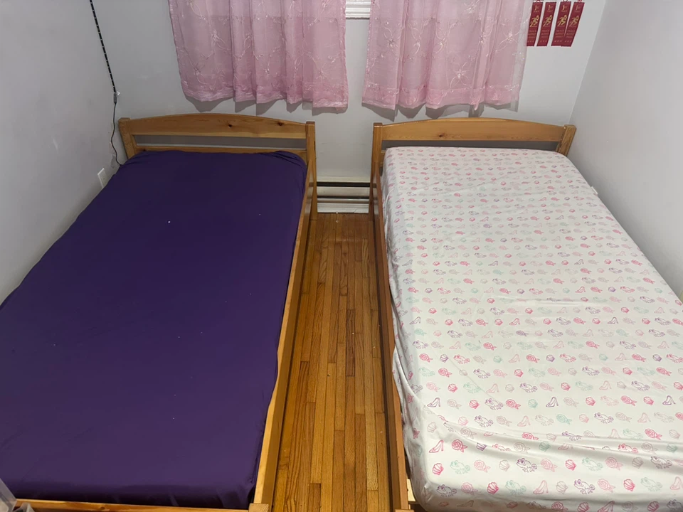 Two Pine Twin Bed Frames - photo 2