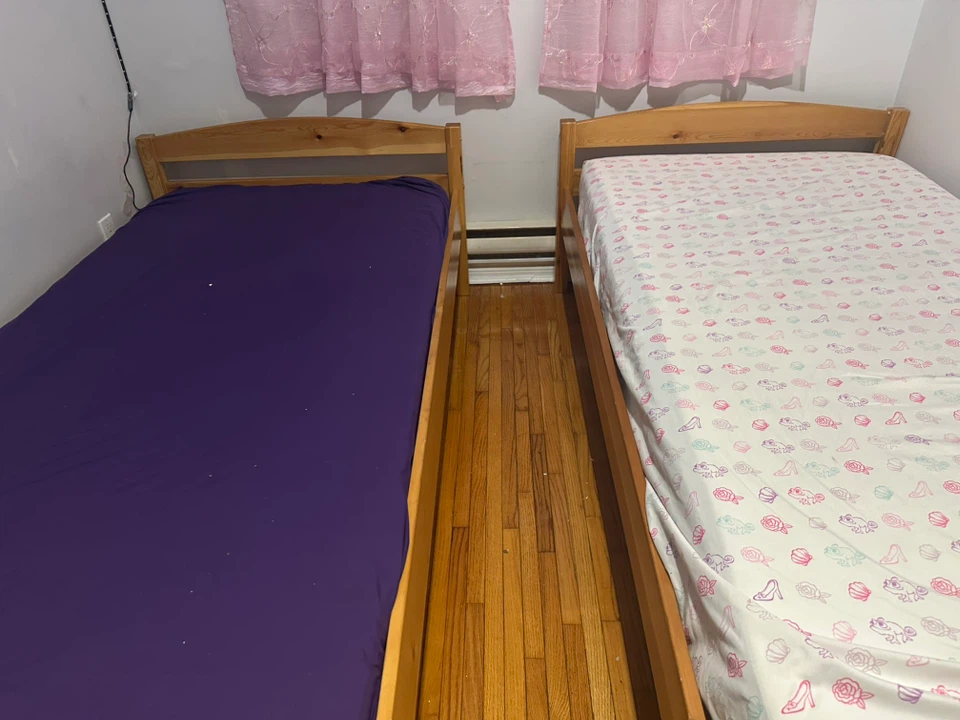 Two Pine Twin Bed Frames - photo 3
