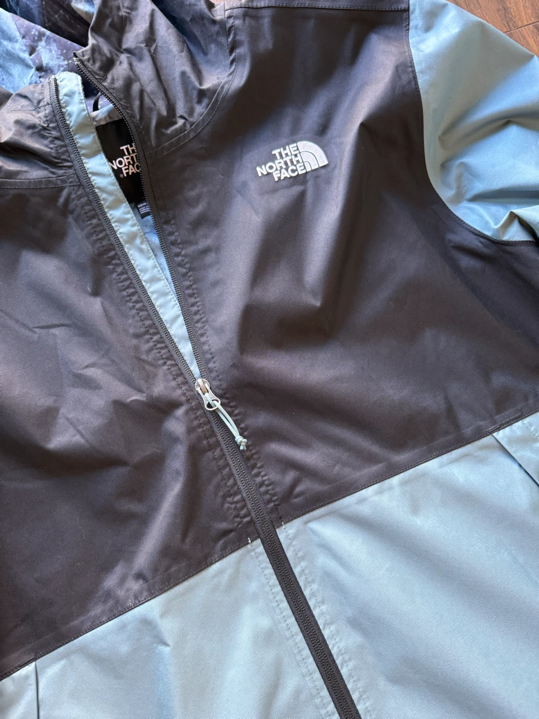 The North Face Men’s Millerton Rain Jacket - Black/Goblin Blue - photo 2