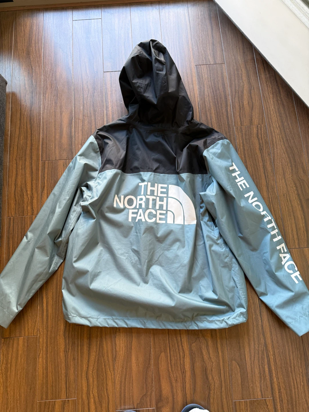 The North Face Men’s Millerton Rain Jacket - Black/Goblin Blue - photo 5