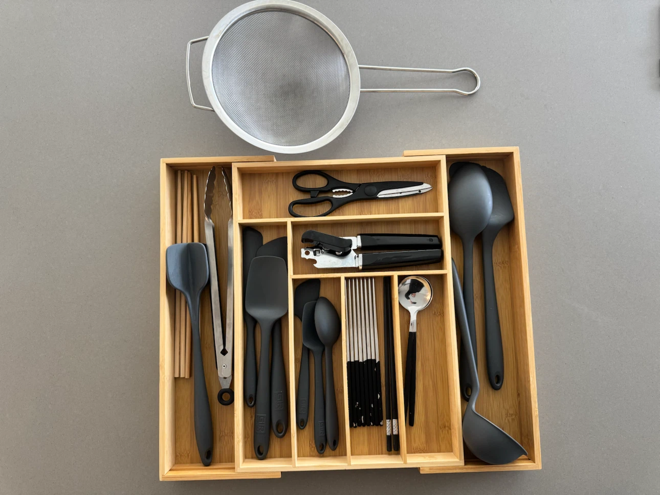 GIR Kitchen Utensil Set with Bamboo Drawer Organizer - photo 2