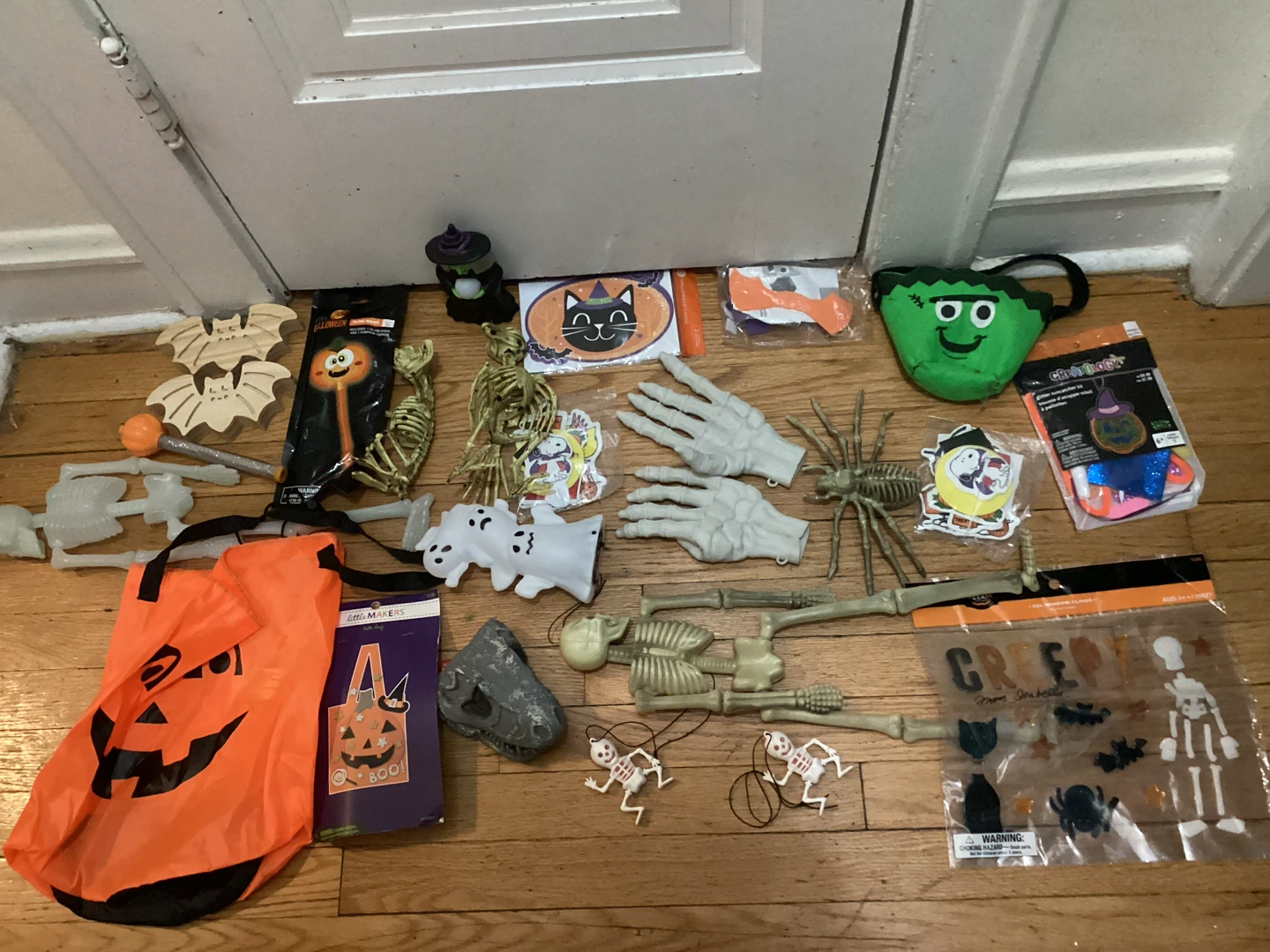 Assorted Halloween Decorations and Crafts Lot