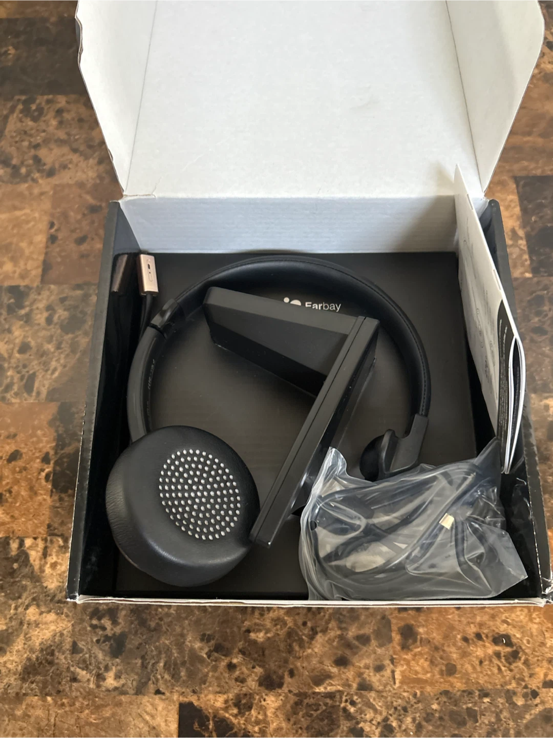 Earbay Wireless Bluetooth Headset with Charging Base - photo 3