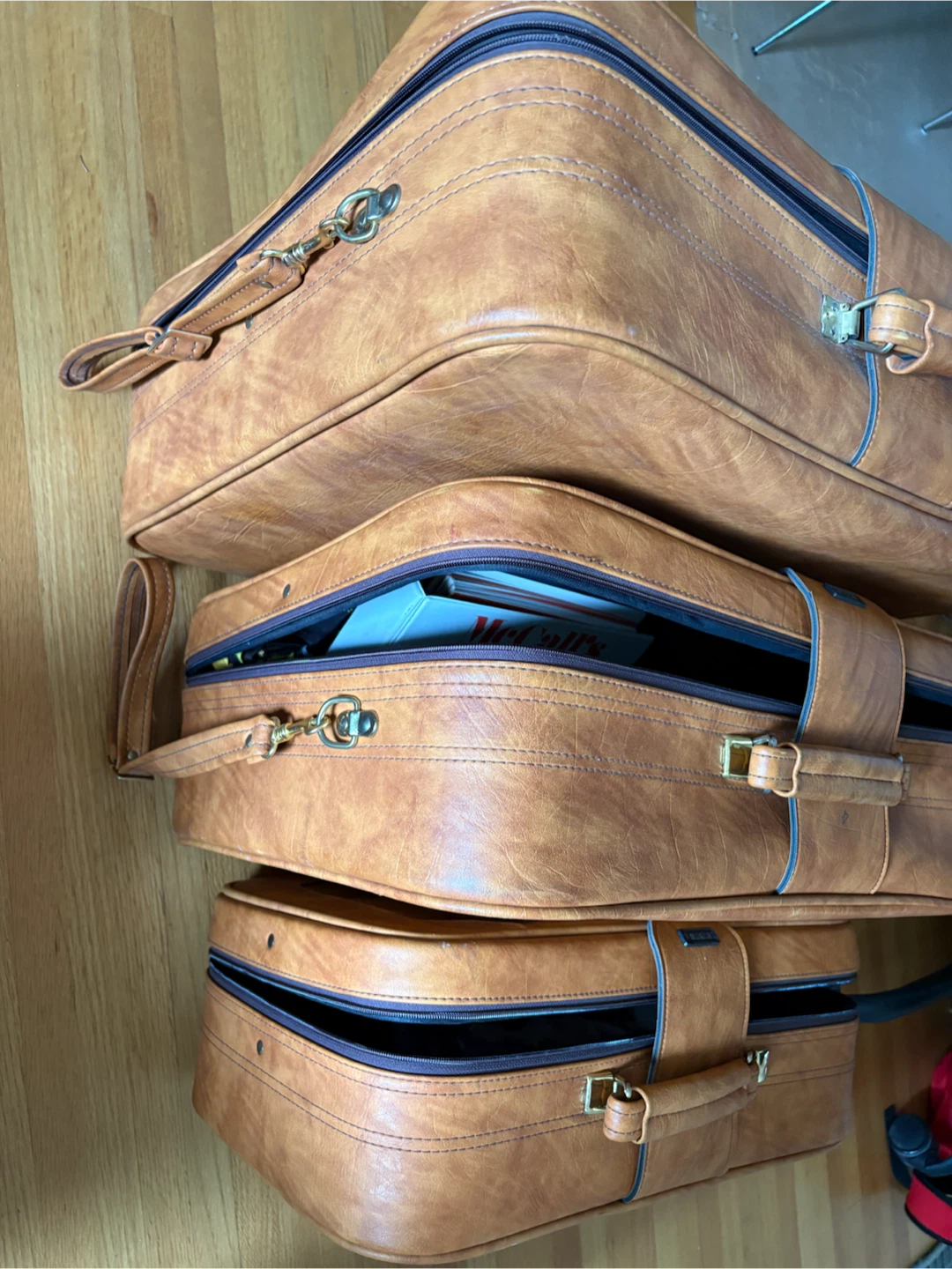 Laurentian II Vintage Brown Suitcase Set - photo 3