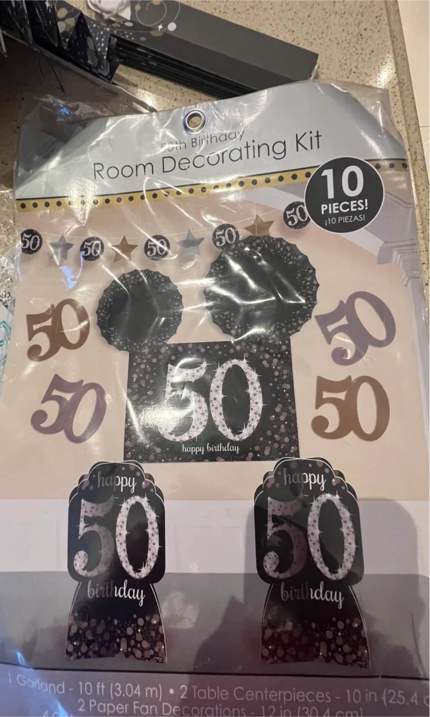 Amscan 50th Birthday Room Decorating Kit