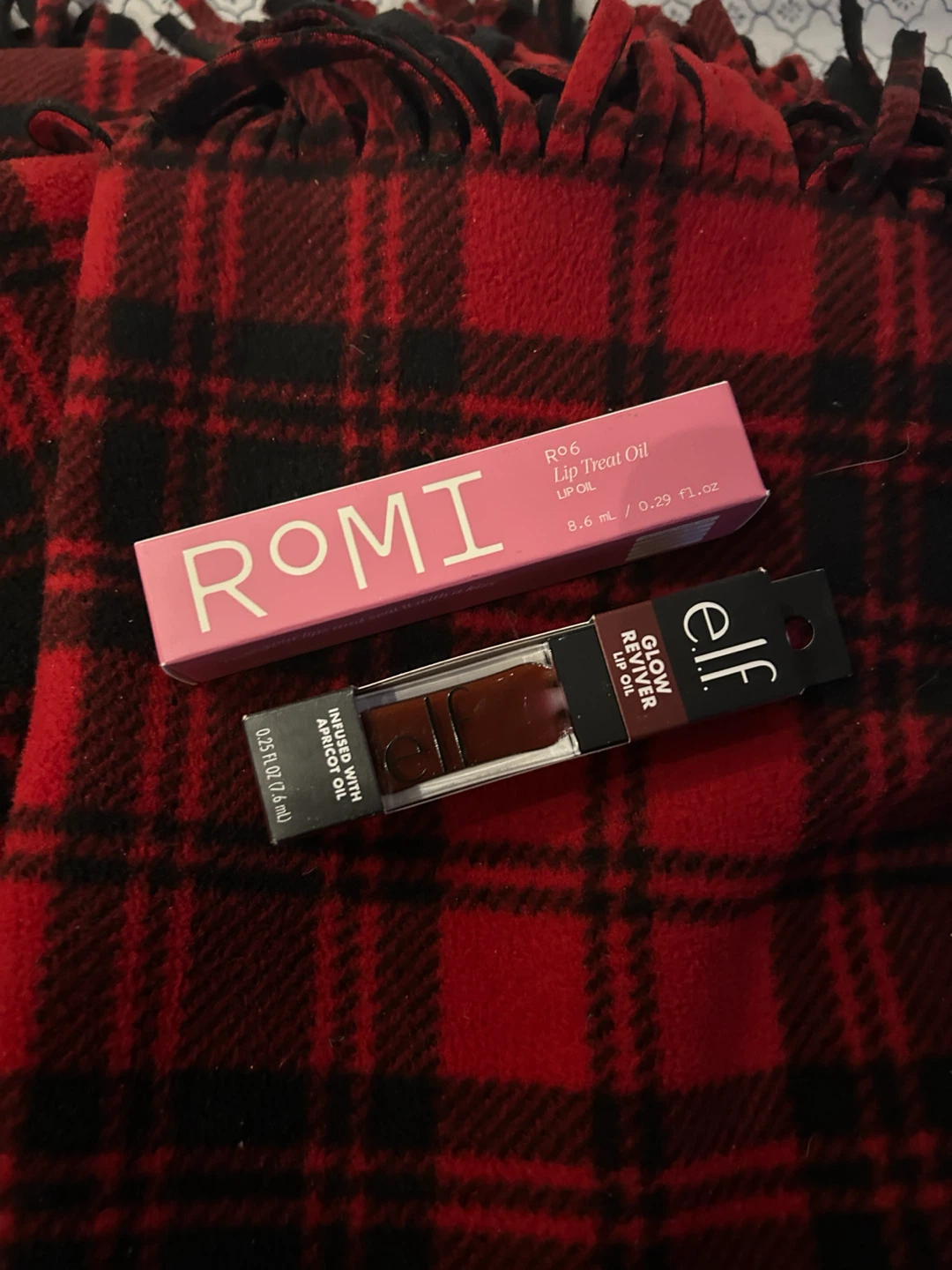 ROMI Lip Treat Oil + e.l.f. Glow Reviver Lip Oil - Sealed