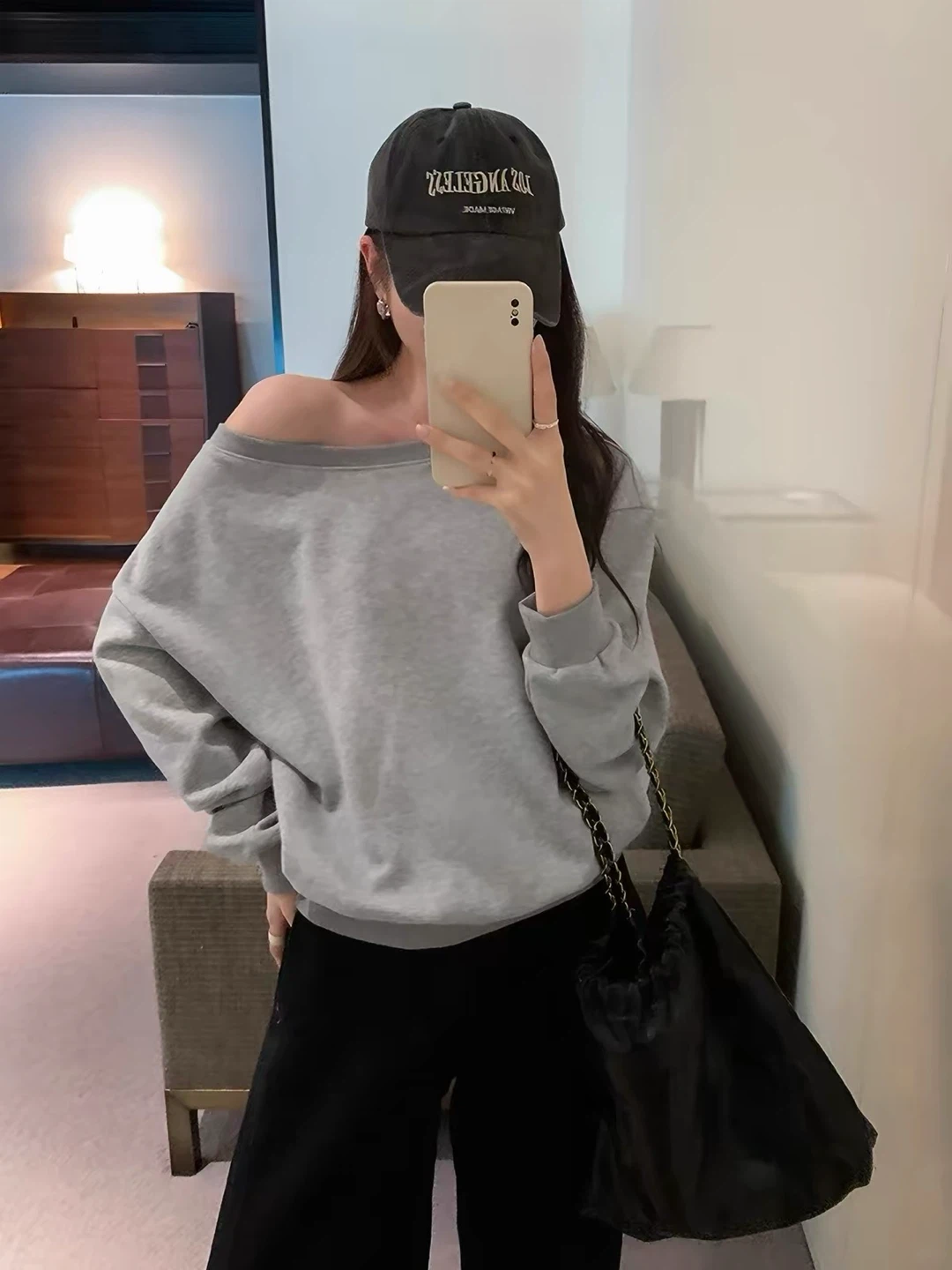 Off-The-Shoulder Grey Pullover Sweatshirt
