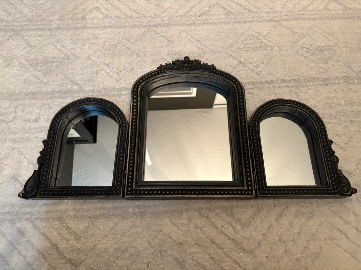 Vintage-Style Tri-Fold Tabletop Mirror