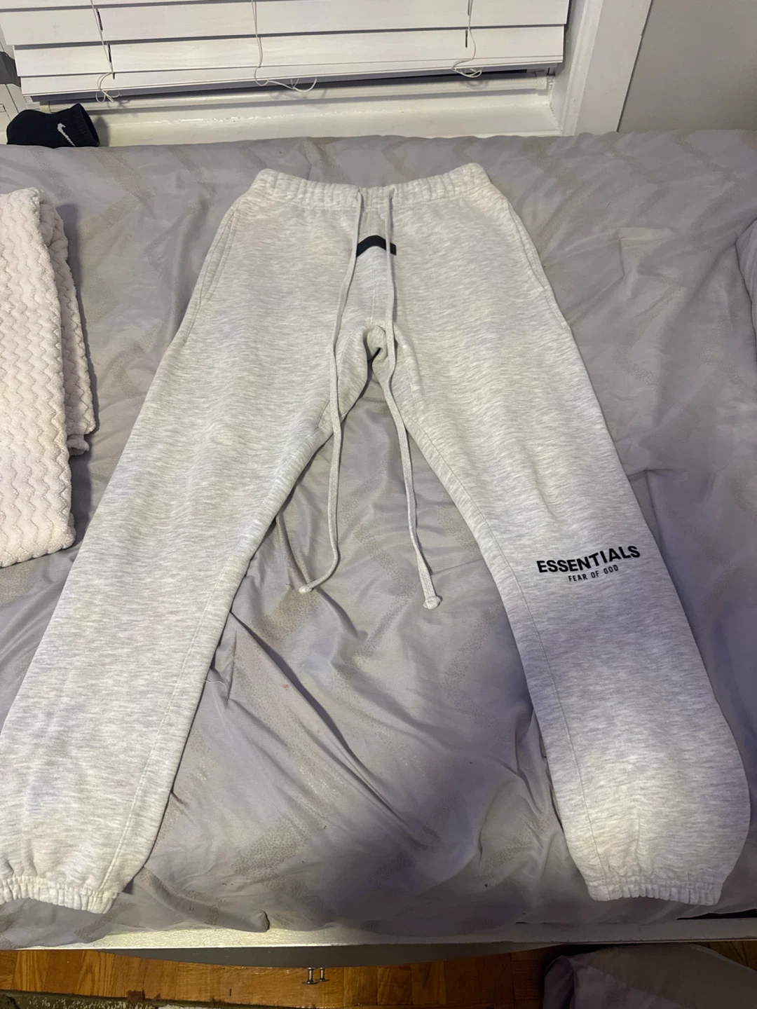 Essentials Fear of God Grey Sweatpants XXS