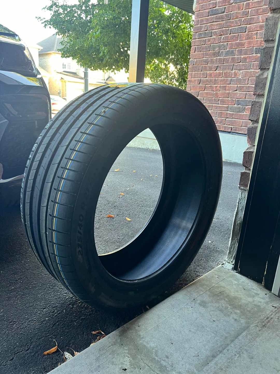 Pirelli P-Zero PZ4 Summer Tires - photo 4