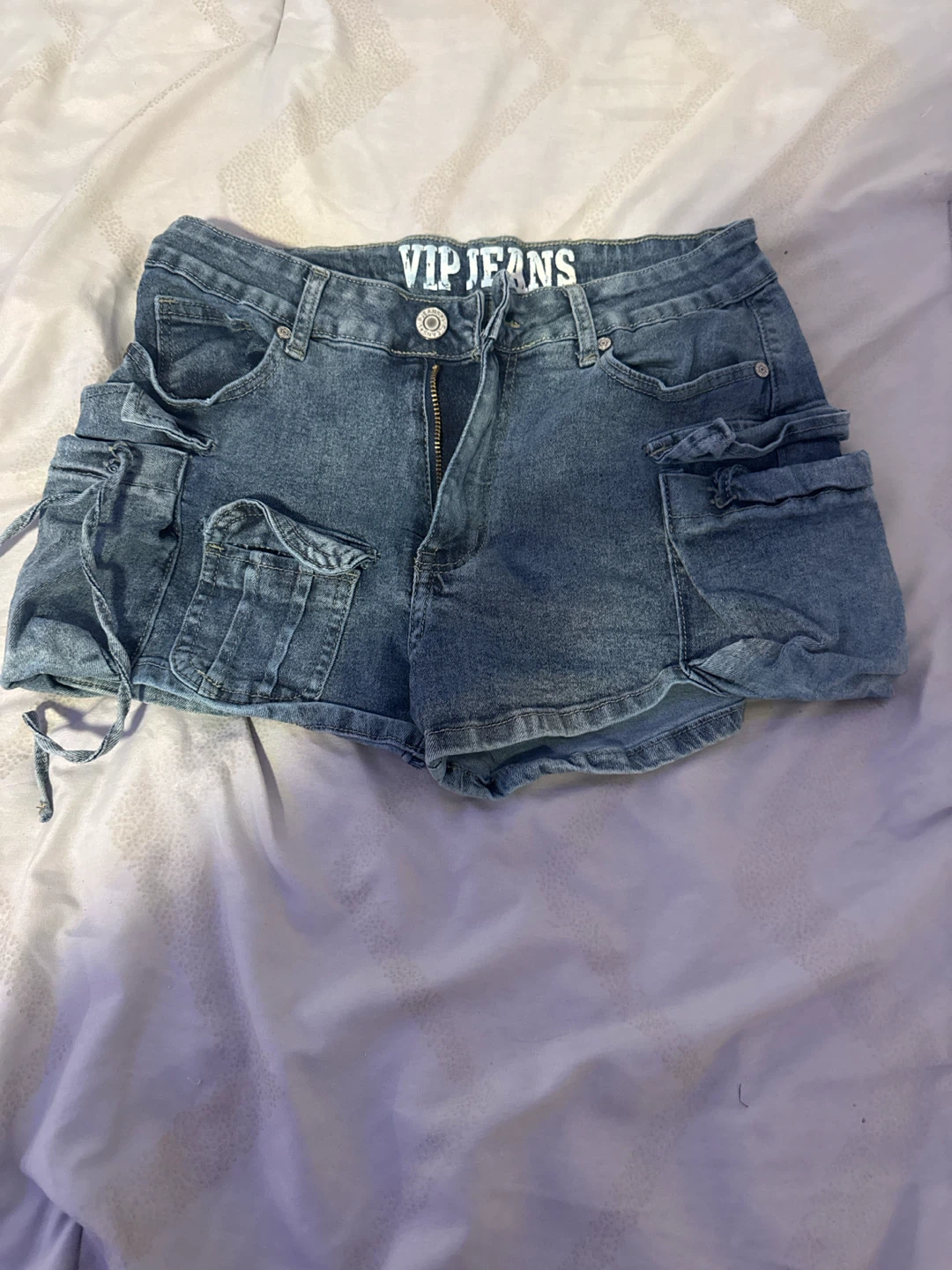VIP JEANS Medium Denim Cargo Shorts