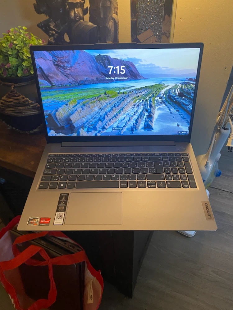 Lenovo Laptop