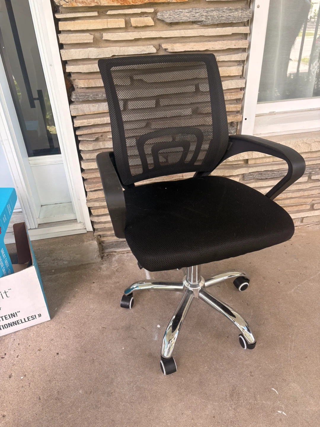 Black Mesh Office Chair