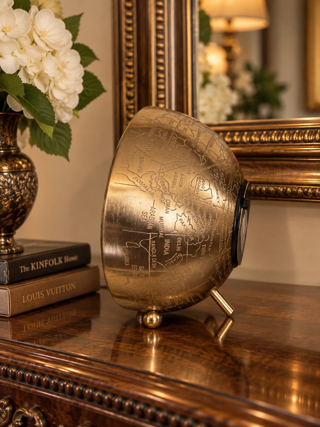 Big Ben London gold world map desk clock - photo 2