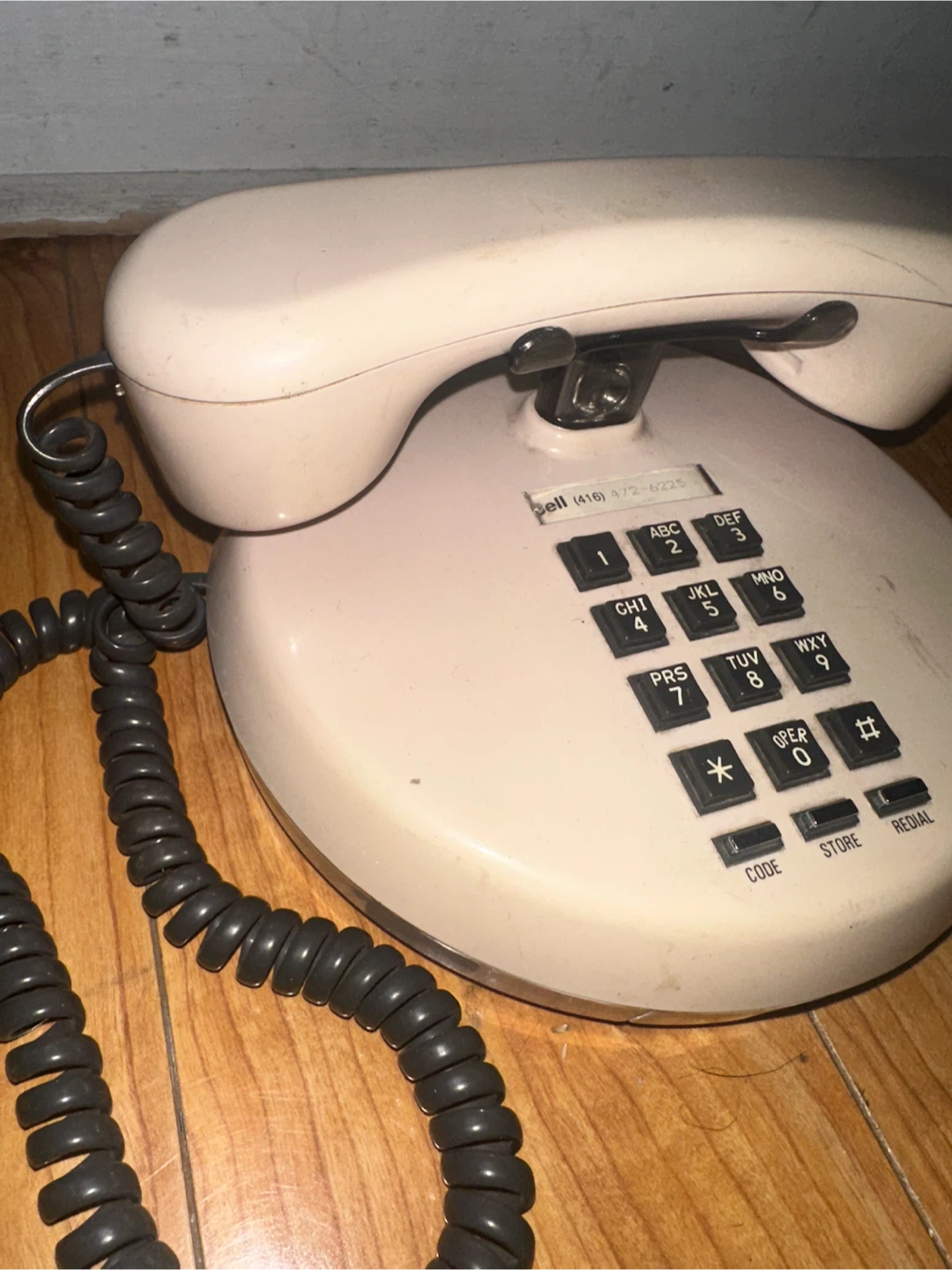 Vintage Round Push Button Telephone - photo 3