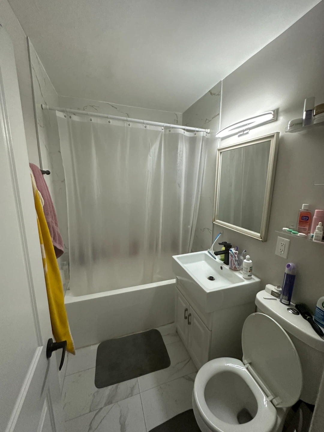 Private room for rent - photo 5