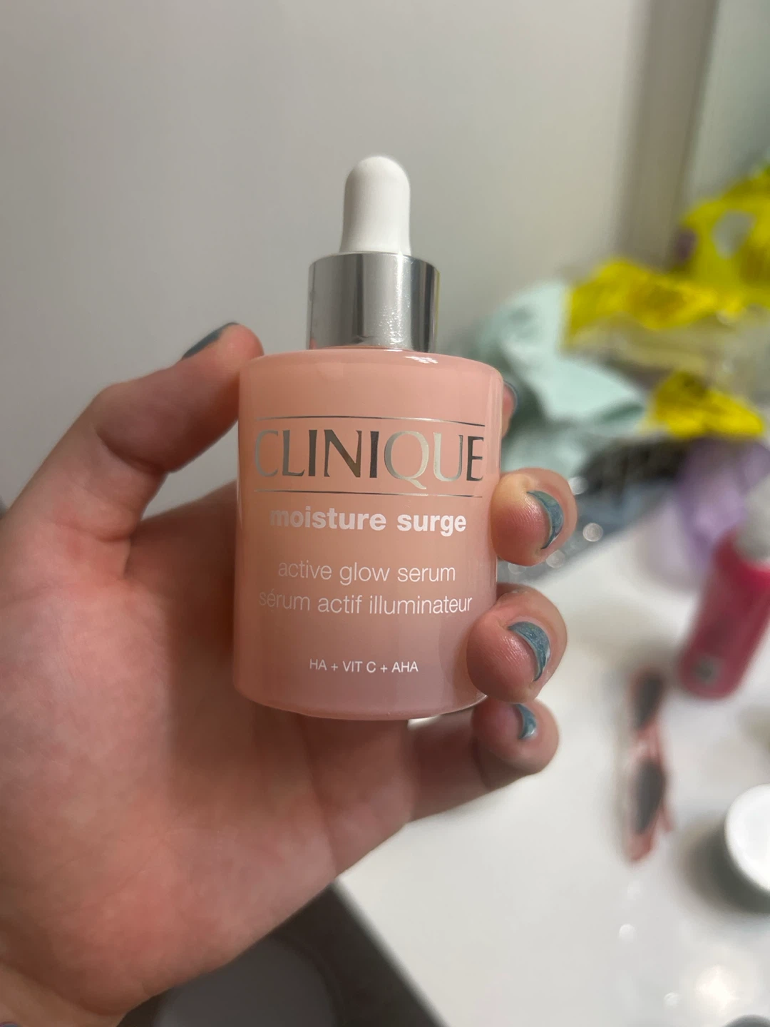Clinique Moisture Surge Active Glow Serum