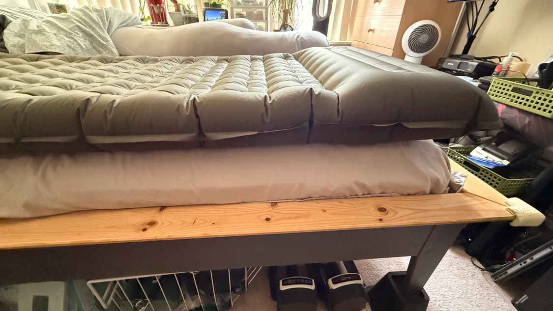 Olive Green Inflatable Sleeping Pad - photo 3