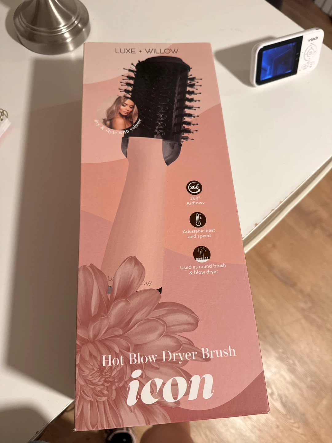 Luxe + Willow Icon Hot Blow Dryer Brush