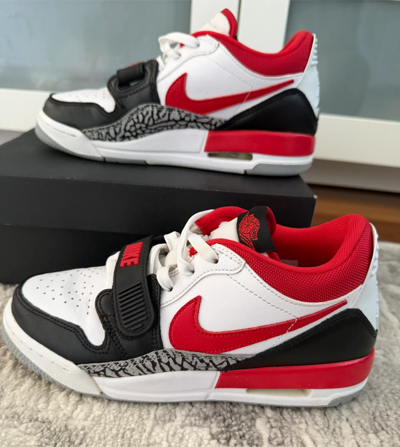 Nike Air Jordan White Red Black - photo 2