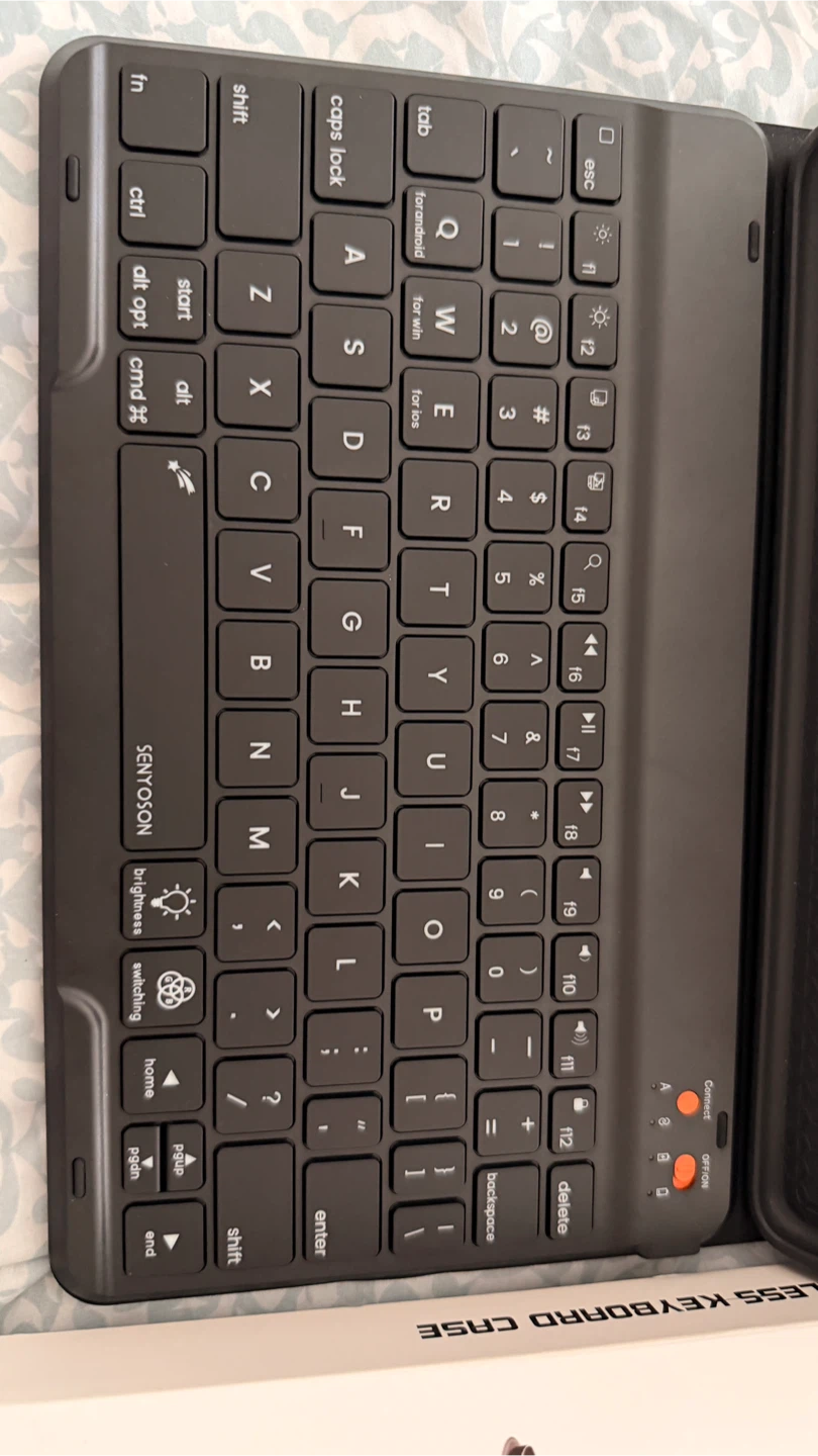Sentyoson Wireless Keyboard Case - photo 2