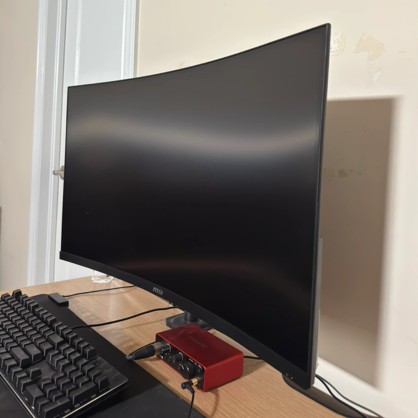 32 Inch Curved Gaming Monitor 4K 144Hz MSI G321CU - photo 4