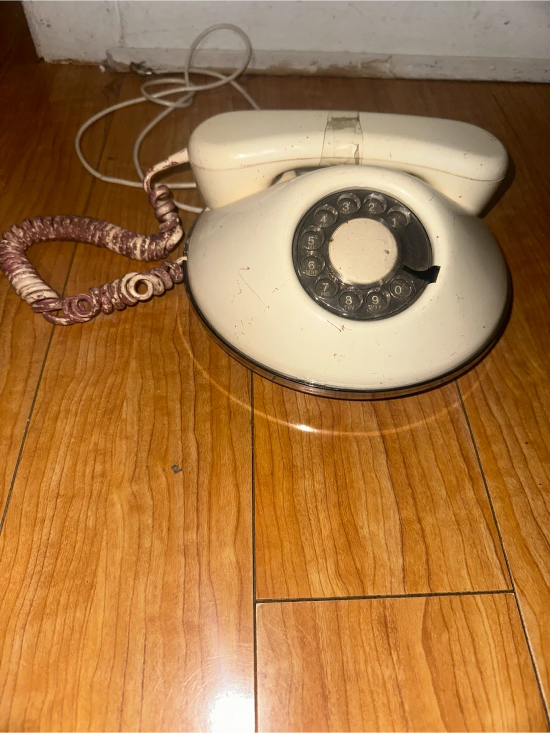 Vintage Round Rotary Telephone