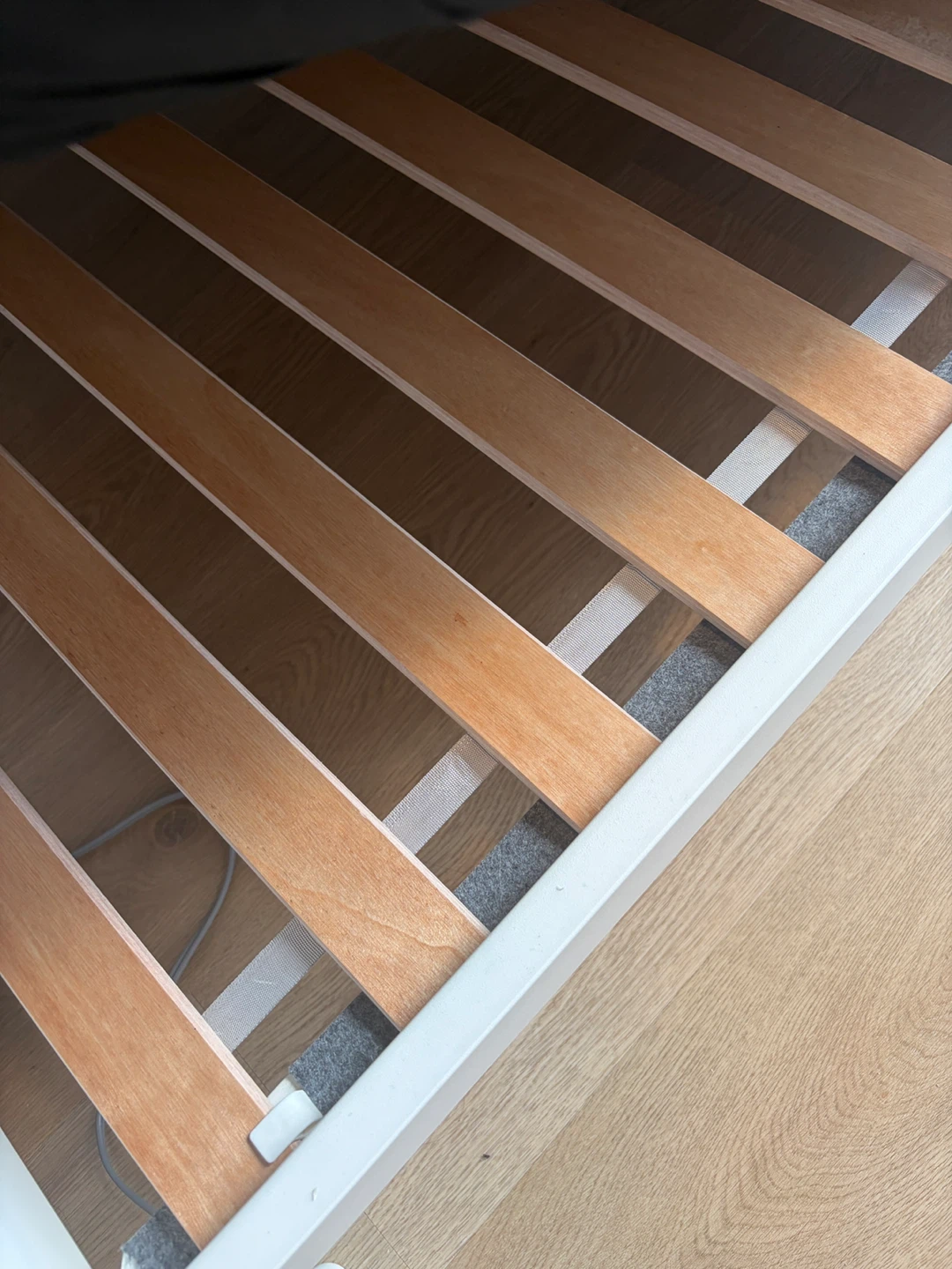 Ikea bed frame Vevelstad - photo 3