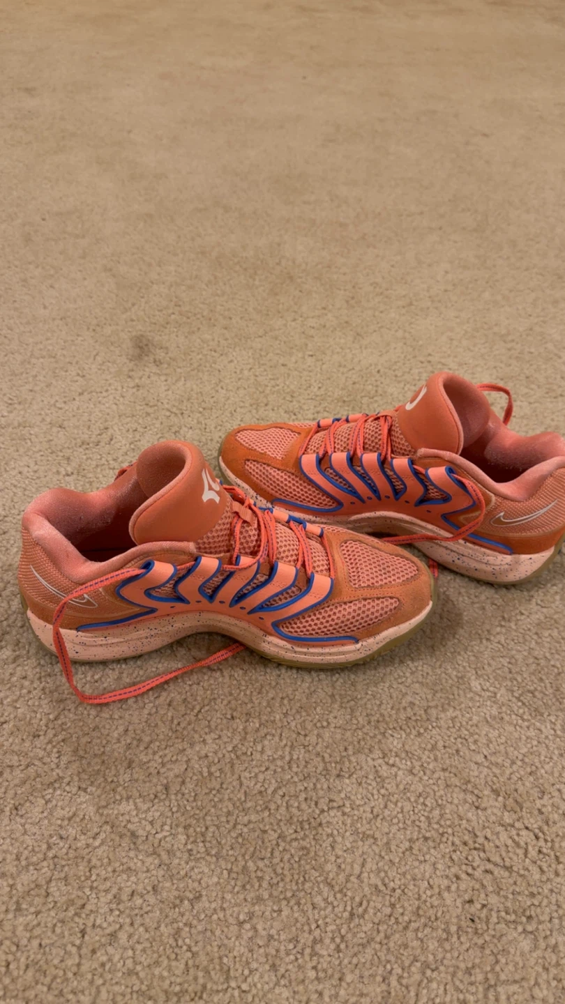 KD 18 Size 9 men’s basketball shoes - photo 5
