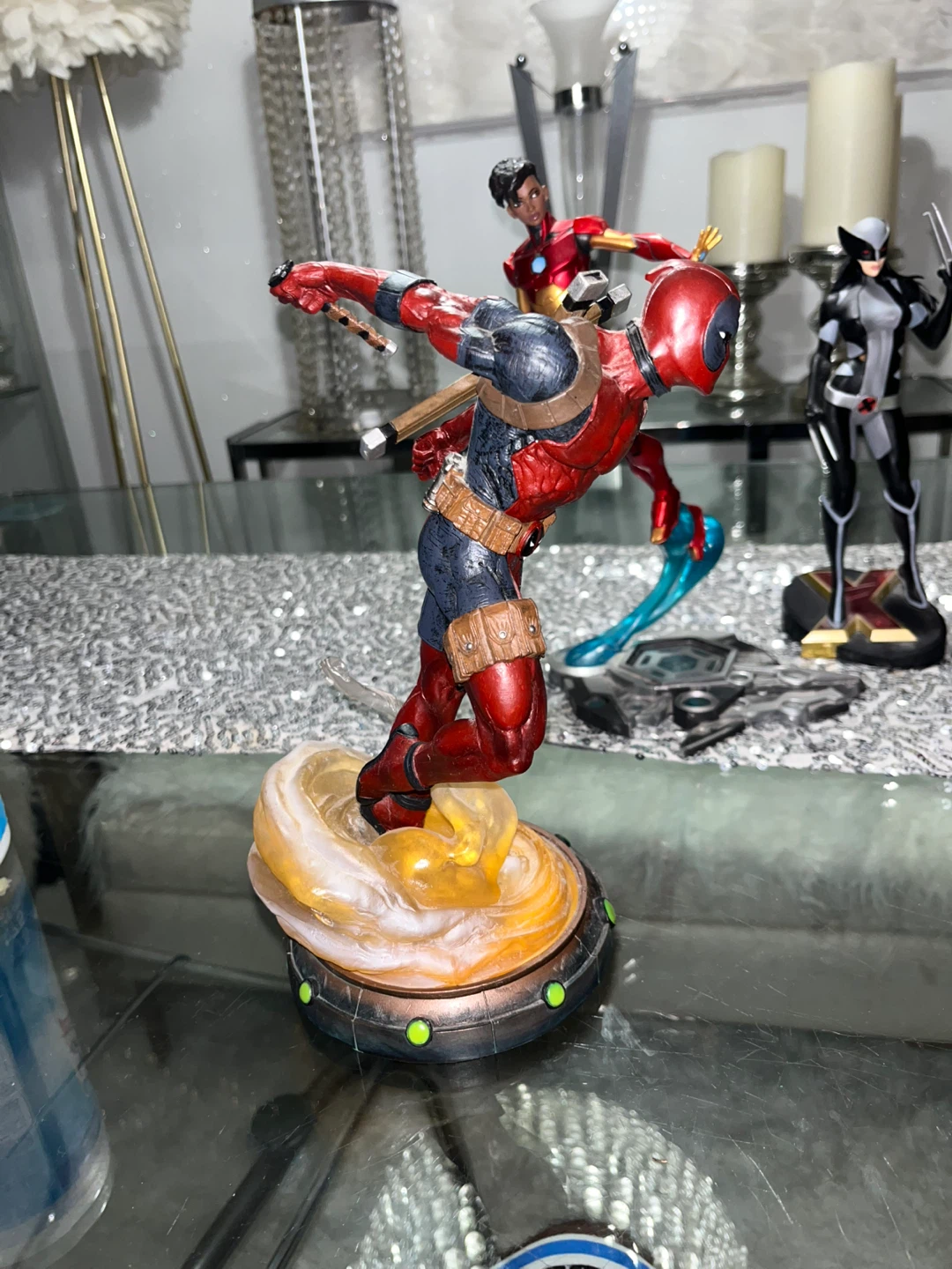 Marvel Deadpool Collectible statue - photo 4