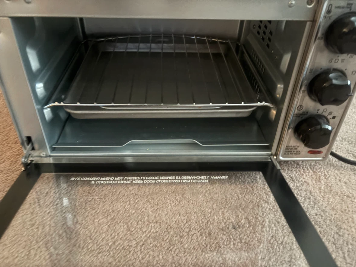Hamilton Beach Toaster Oven - photo 3