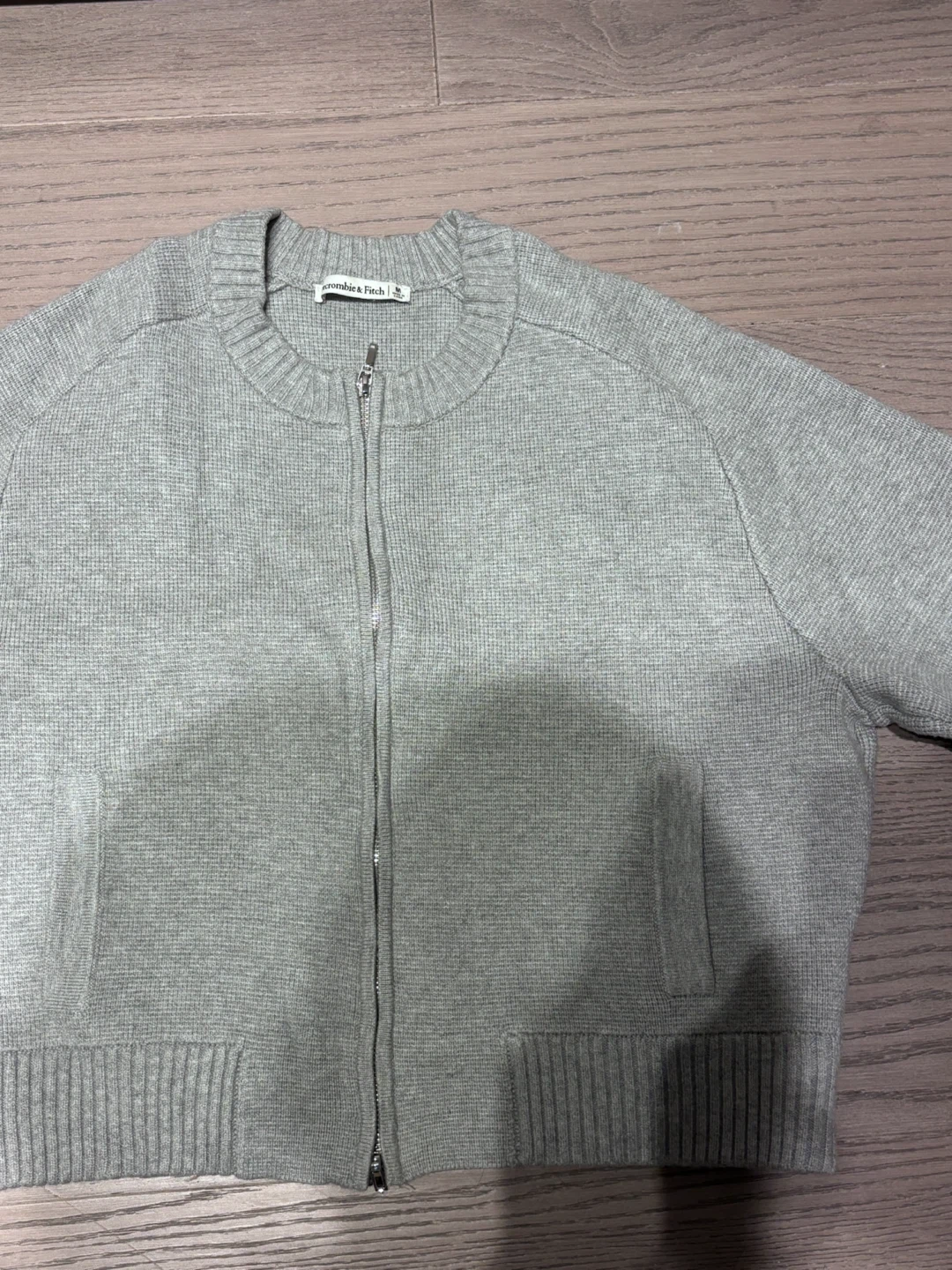New - Abercrombie & Fitch sweater - photo 2