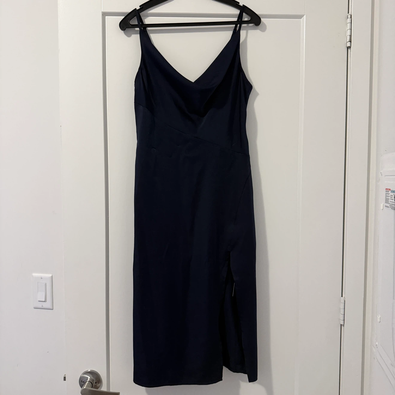 New✨Navy satin cowl neck dress - photo 3