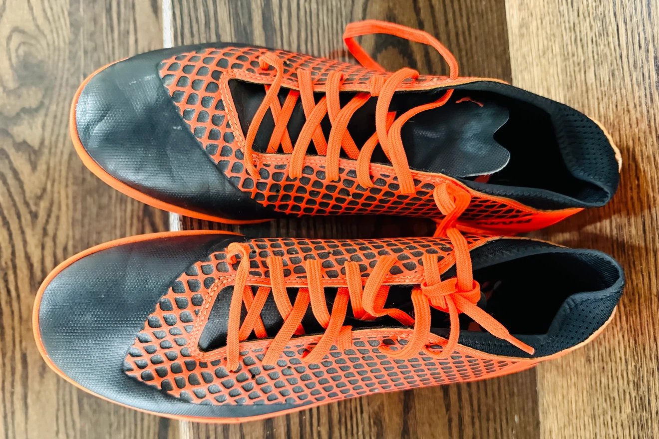 Puma Future Soccer Shoes Orange and Black size 10.5 - photo 2