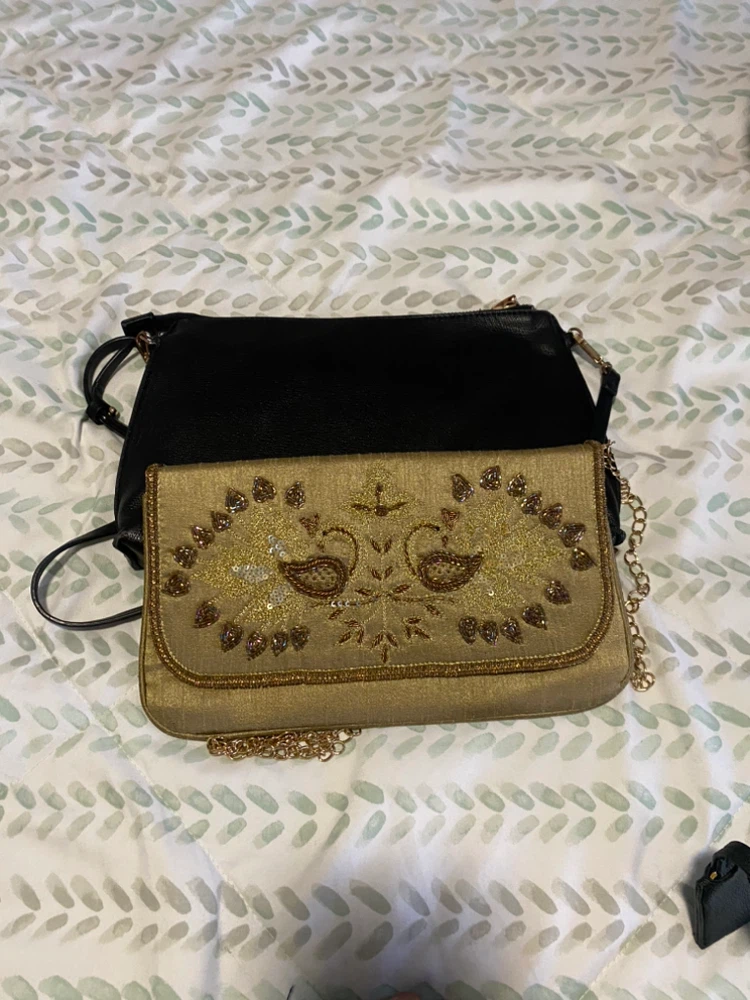 Set of three assorted handbags free