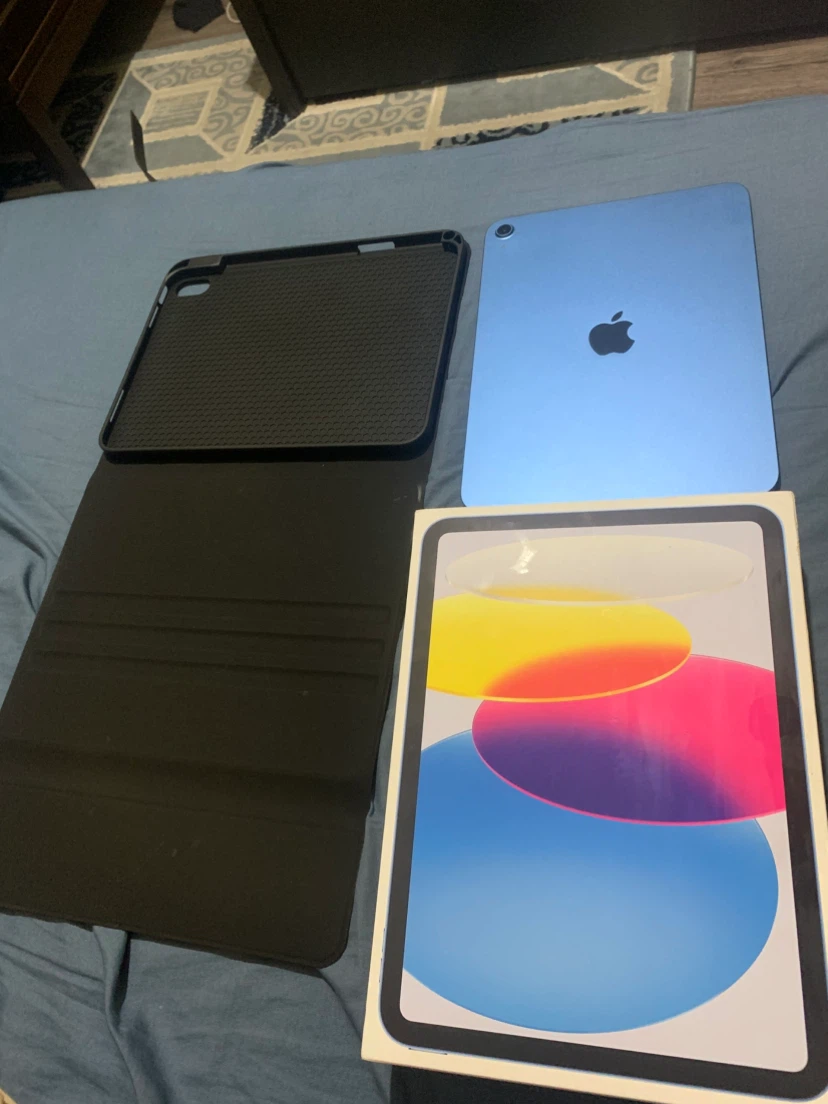 Apple iPad 11th Generation Blue