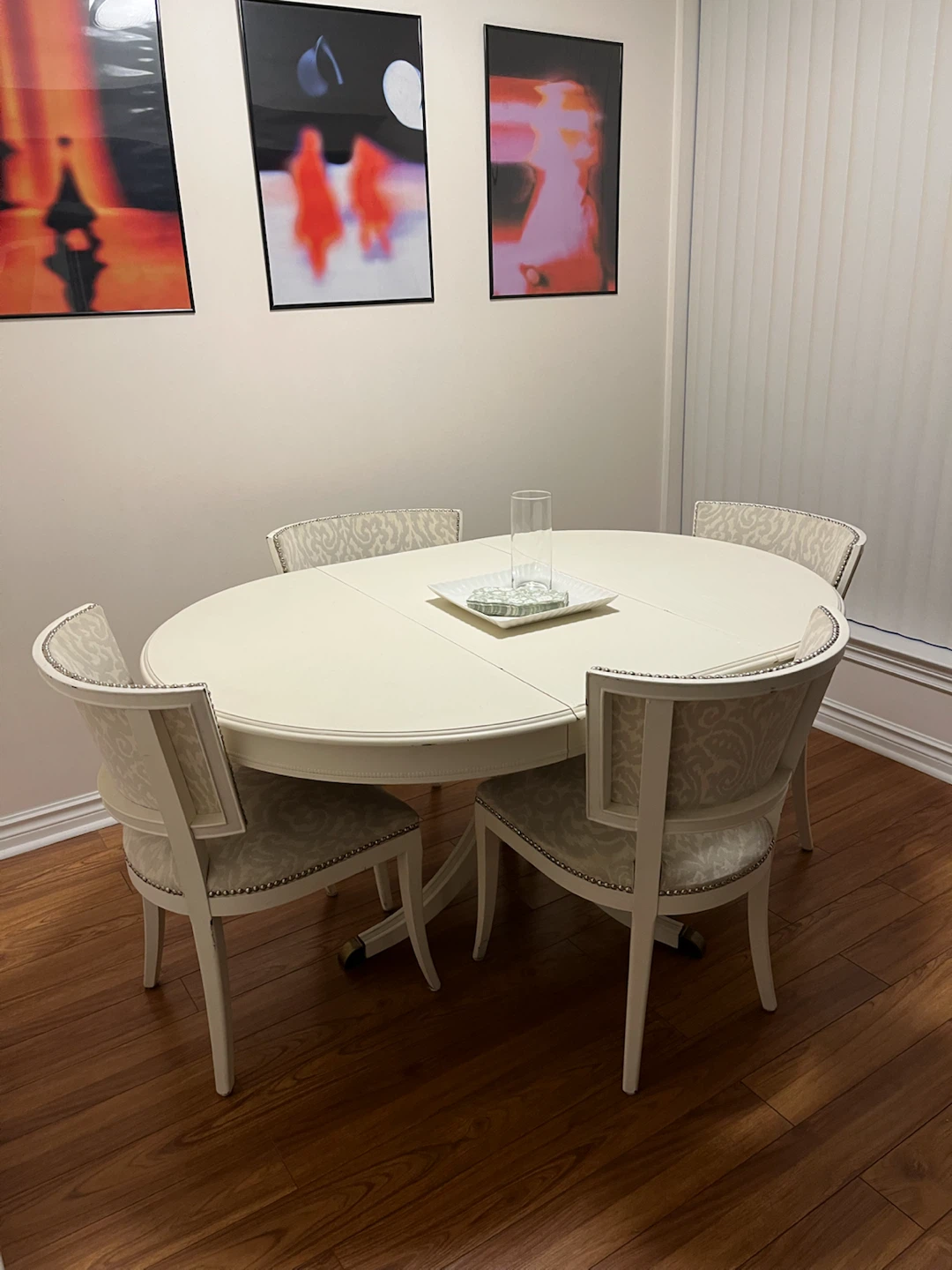 Dining Table and 4 Chairs Set
