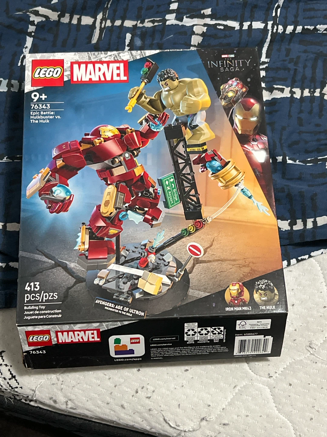 LEGO Marvel 76343 Epic Battle: Hulkbuster vs. The Hulk - photo 3