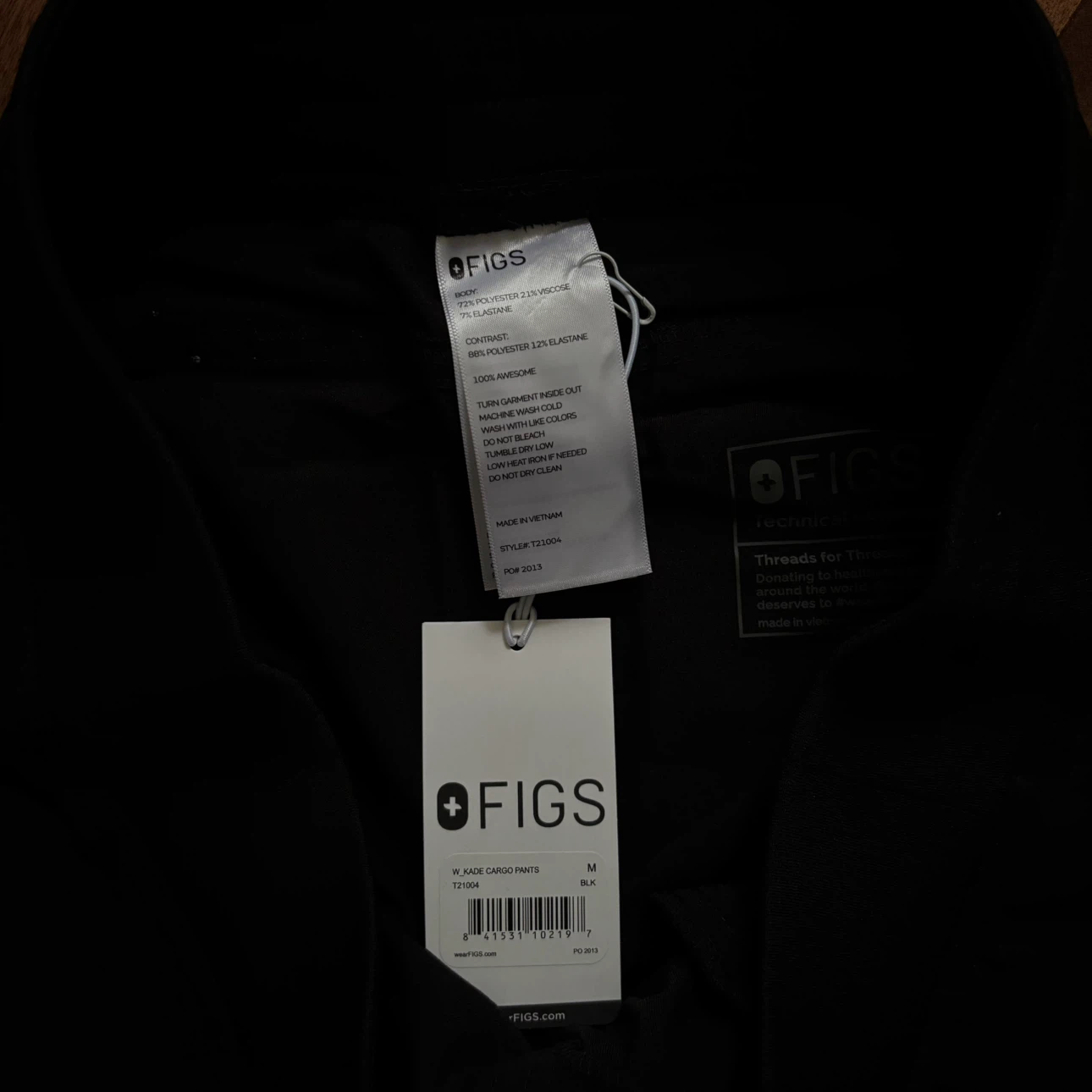 BRAND NEW - Figs Kade Cargo Pants - Medium - photo 3