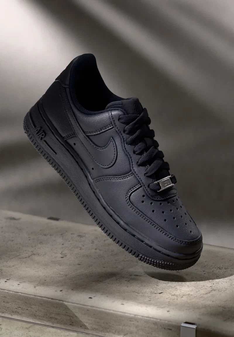 Nike Air Force 1 Black Sneakers