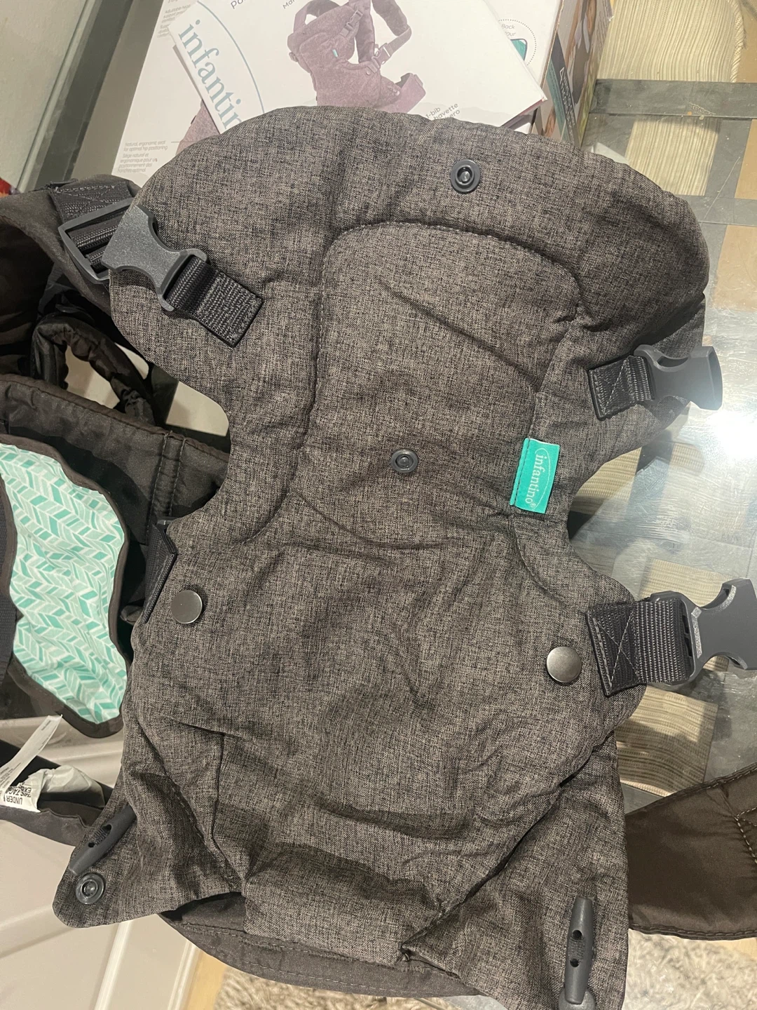 Infantino Flip 4-in-1 Baby Carrier - photo 3