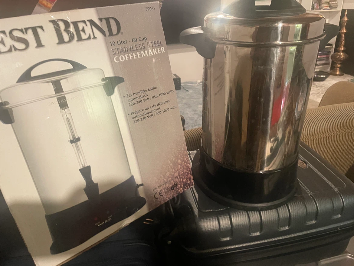 West Bend 60-Cup Stainless Steel Coffee Urn - photo 3
