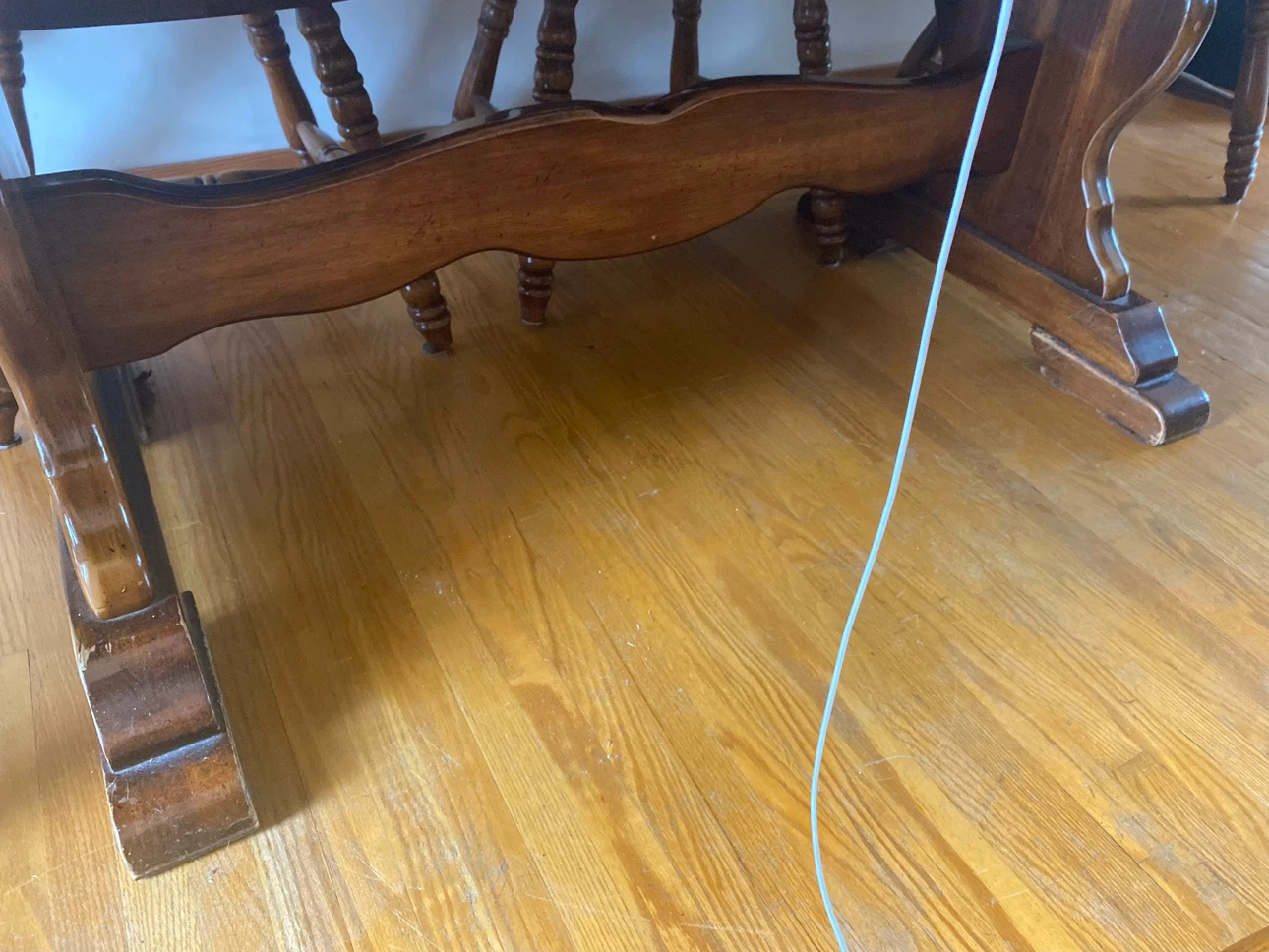 Solid Wood Dining Table and 6 Chairs - photo 3