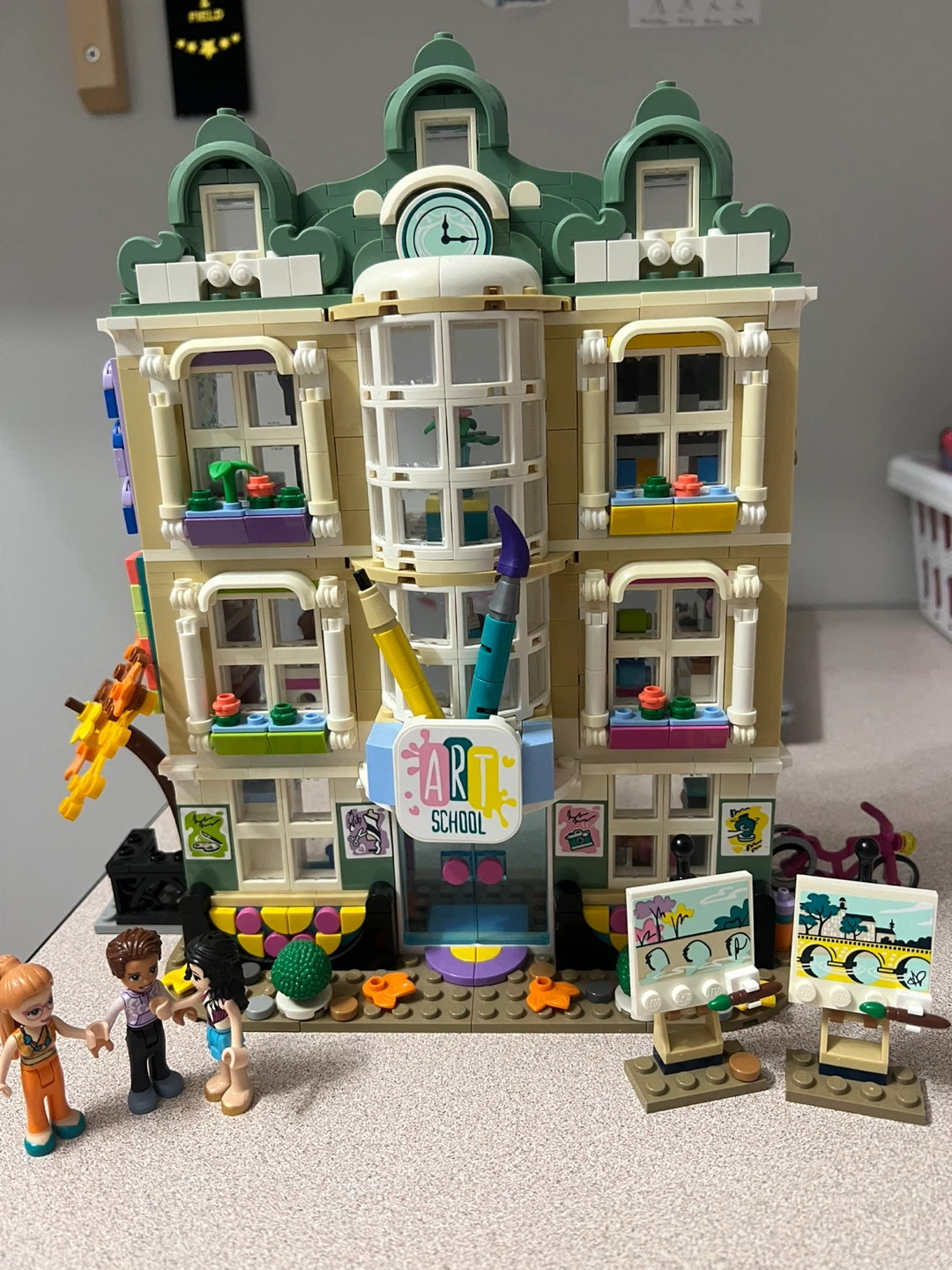 Lego art school